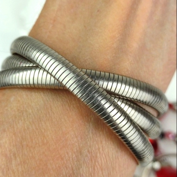 ♥️Bundle Only♥️ Vintage Marshal Metal Silver Tone 3 Strand Stretch Boho Bracelet - Picture 13 of 13